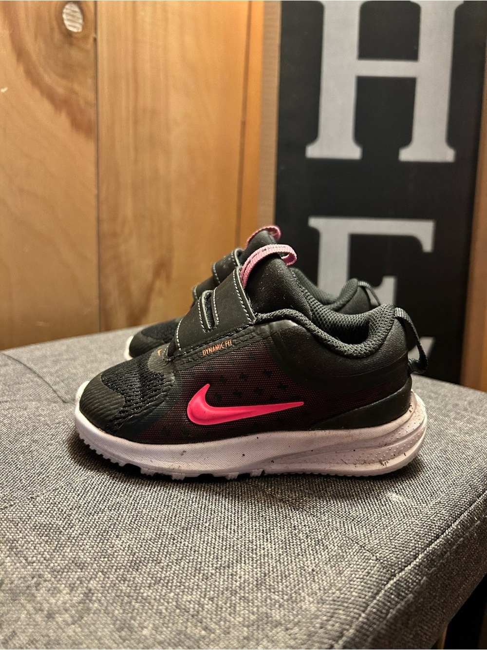 Nike Kids Black & Pink Velcro Athletic Sneakers